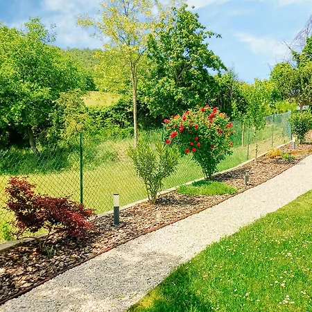 Casa Con Giardino Tra Mare E Monti - Marche House Semesterbostad